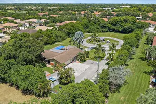 5681 Desoto Rd, Greenacres, FL 33463 - Photo 4