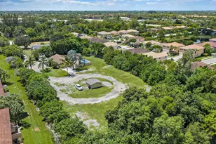 5681 Desoto Rd, Greenacres, FL 33463 - Photo 10