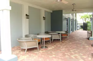 810 Marina Del Ray Ln, West Palm Beach, FL 33401 - Photo 18