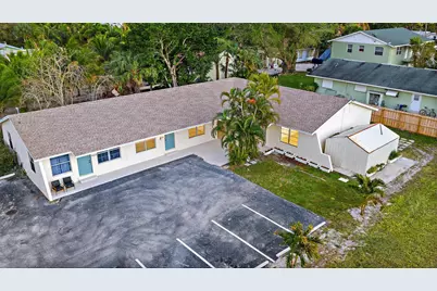 1924 Service Road, North Palm Beach, FL 33408 - Photo 2
