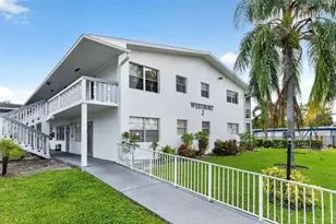 169 Westbury J, Deerfield Beach, FL 33442 - Photo 2