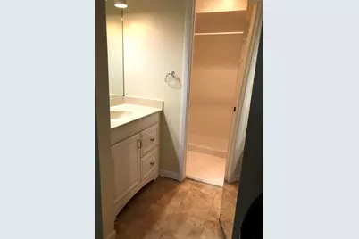 1371 Cottonwood Circle, Weston, FL 33326 - Photo 20