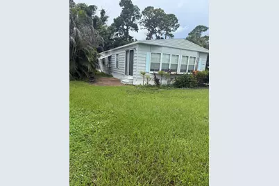 11 SE La Mesa, Port Saint Lucie, FL 34952 - Photo 4