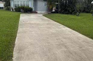 11 SE La Mesa, Port Saint Lucie, FL 34952 - Photo 2