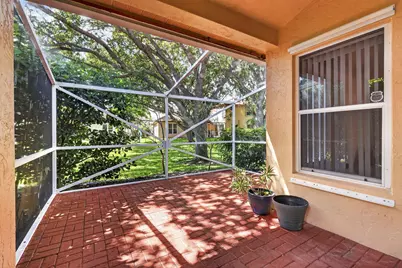 1020 Via Jardin, Riviera Beach, FL 33418 - Photo 34