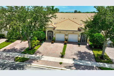 2356 Windjammer Way, West Palm Beach, FL 33411 - Photo 2