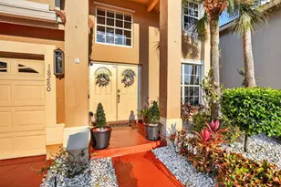 18280 Coral Isles Dr, Boca Raton, FL 33498 - Photo 4