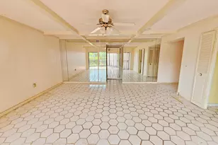 6 Greenway Village N, Royal Palm Beach, FL 33411 - Photo 4