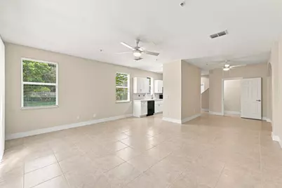 813 Pipers Cay Drive, West Palm Beach, FL 33415 - Photo 12