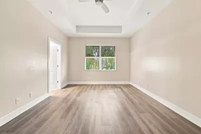 813 Pipers Cay Drive, West Palm Beach, FL 33415 - Photo 18