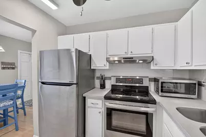 2880 Lake Osborne Drive #203, Lake Worth Beach, FL 33461 - Photo 8