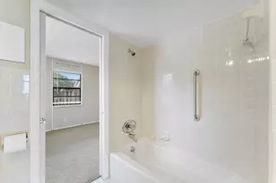 501 SW 11th Pl, Boca Raton, FL 33432 - Photo 12
