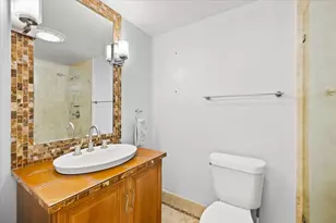 2137 NE 17th Ave, Wilton Manors, FL 33305 - Photo 38