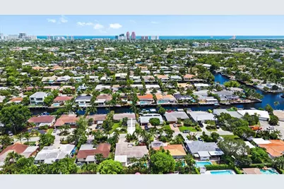 2137 NE 17th Avenue, Wilton Manors, FL 33305 - Photo 28