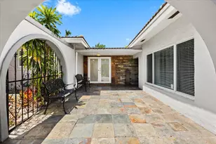 2137 NE 17th Ave, Wilton Manors, FL 33305 - Photo 18