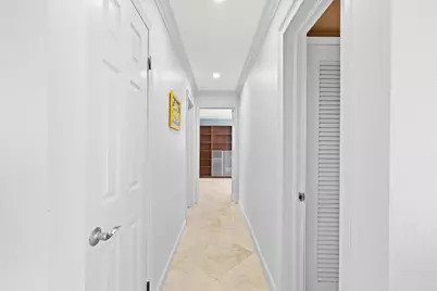 2137 NE 17th Avenue, Wilton Manors, FL 33305 - Photo 32