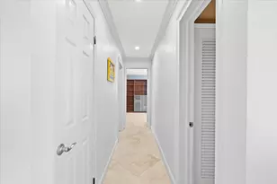 2137 NE 17th Ave, Wilton Manors, FL 33305 - Photo 32