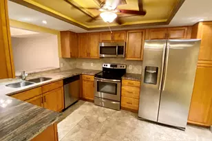 7030 Half Moon Cir, Hypoluxo, FL 33462 - Photo 10