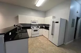 5811 La Costa Dr, Orlando, FL 32807 - Photo 2
