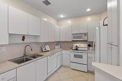 2311 SW 125th Avenue, Miramar, FL 33027 - Photo 14