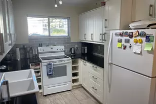 2566 S Garden Dr S, Lake Worth, FL 33461 - Photo 10