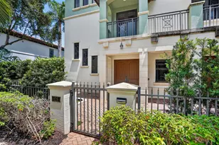 125 NW Gardener St, Boca Raton, FL 33432 - Photo 6