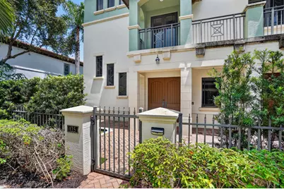 125 NW Gardener Street, Boca Raton, FL 33432 - Photo 6