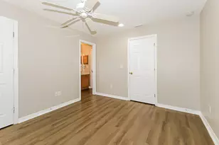 2431 SE Gilbert Ave, Port Saint Lucie, FL 34952 - Photo 8