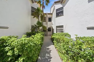 5219 Europa Dr, Boynton Beach, FL 33437 - Photo 4