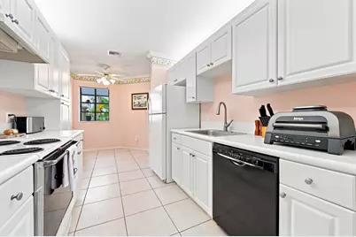 5219 Europa Drive #E, Boynton Beach, FL 33437 - Photo 10
