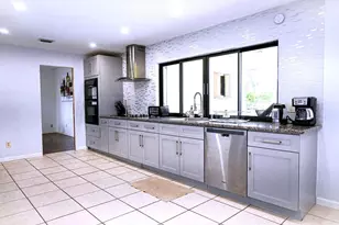 1104 Washington St, Hollywood, FL 33019 - Photo 6