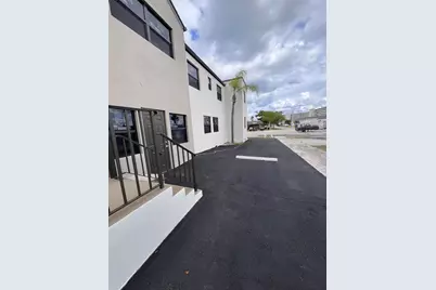 900 US Highway 1, Lake Park, FL 33403 - Photo 12