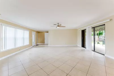 816 SE 13th Court, Deerfield Beach, FL 33441 - Photo 8