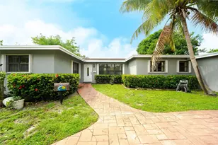 816 SE 13th Ct, Deerfield Beach, FL 33441 - Photo 2