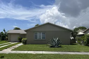 1211 W 27th St, Riviera Beach, FL 33404 - Photo 2