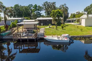 3301 SE 28th Street SE, Okeechobee, FL 34974 - Photo 1