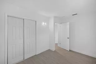 1718 NW 7th St, Fort Lauderdale, FL 33311 - Photo 12