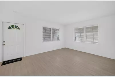 1718 NW 7th Street, Fort Lauderdale, FL 33311 - Photo 4