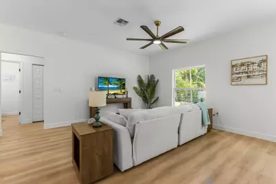 8125 104th Avenue, Vero Beach, FL 32967 - Photo 12