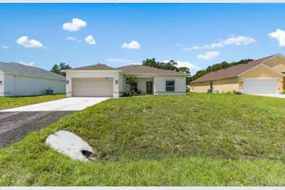 8125 104th Avenue, Vero Beach, FL 32967 - Photo 1