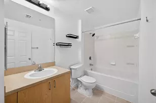 533 NE 3rd Ave, Fort Lauderdale, FL 33301 - Photo 18