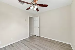 10627 NW 7th St, Pembroke Pines, FL 33026 - Photo 22