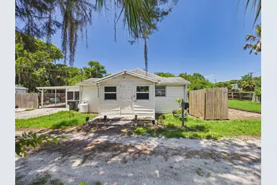10601 SE 125th Trail, Okeechobee, FL 34974 - Photo 1