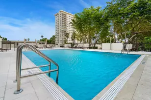 340 Sunset Dr, Fort Lauderdale, FL 33301 - Photo 38