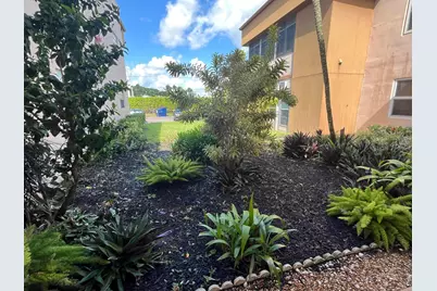 7 Flanders A, Delray Beach, FL 33484 - Photo 8