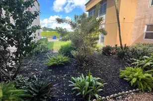 7 Flanders A, Delray Beach, FL 33484 - Photo 8