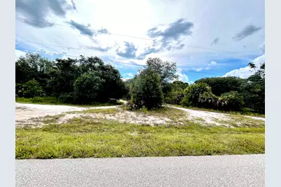 1024 Dublin Circle, Moore Haven, FL 33471 - Photo 4