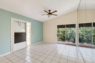 179 Waterside Dr, Hypoluxo, FL 33462 - Photo 8