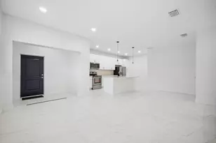 1009 14th St, West Palm Beach, FL 33401 - Photo 4