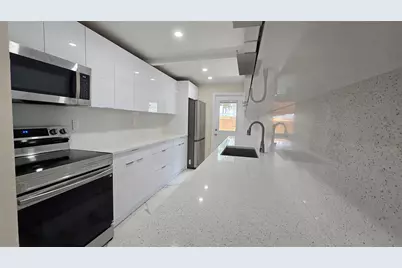 2421 N 40th Avenue #107, Hollywood, FL 33021 - Photo 4